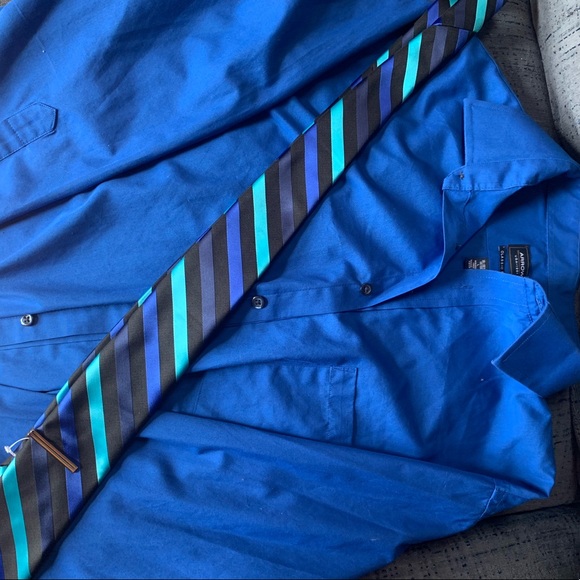 NICE BLUE DRESS SHIRT - Picture 1 of 2